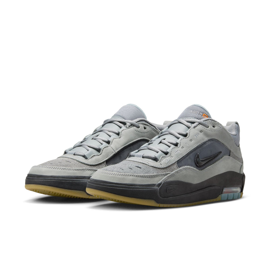 cool Gray nike sb ishod wair max iso skateboard sneaker with black accents on a white background