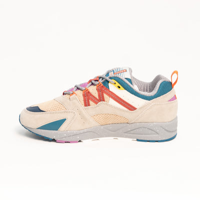 Karhu Adventure Spirited Pack Fusion 2.0 - Silver Lining/Mineral Red