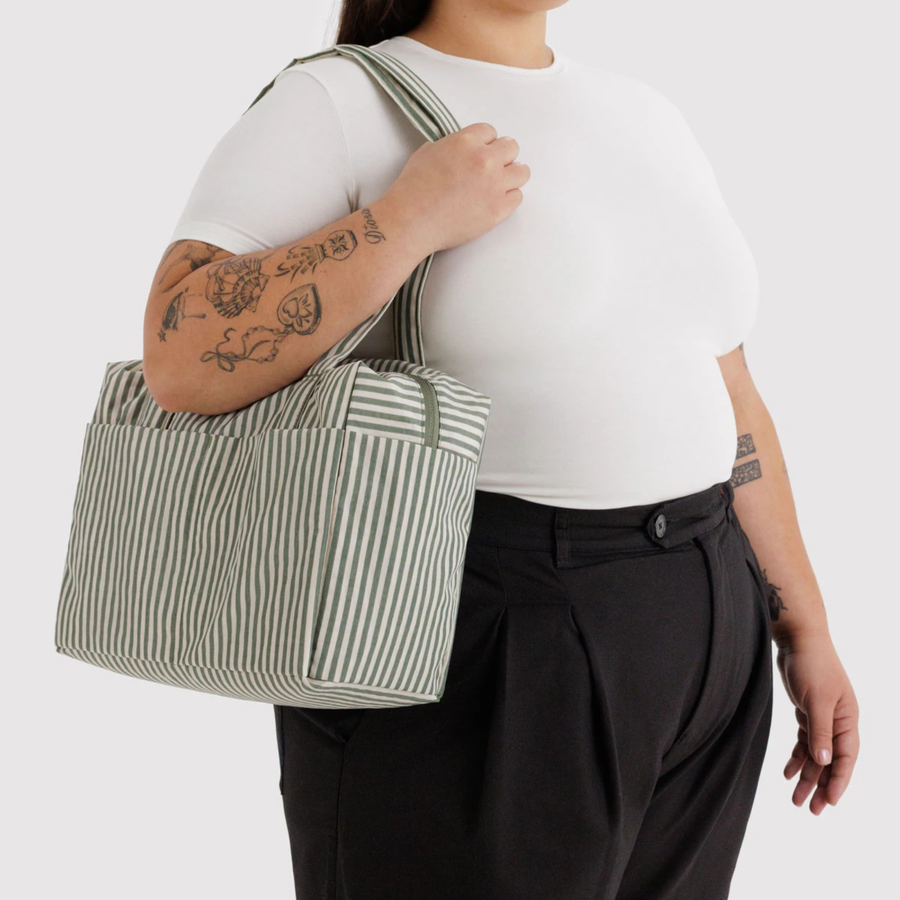 green and white Striped baggu everyday cloud bag on a white background