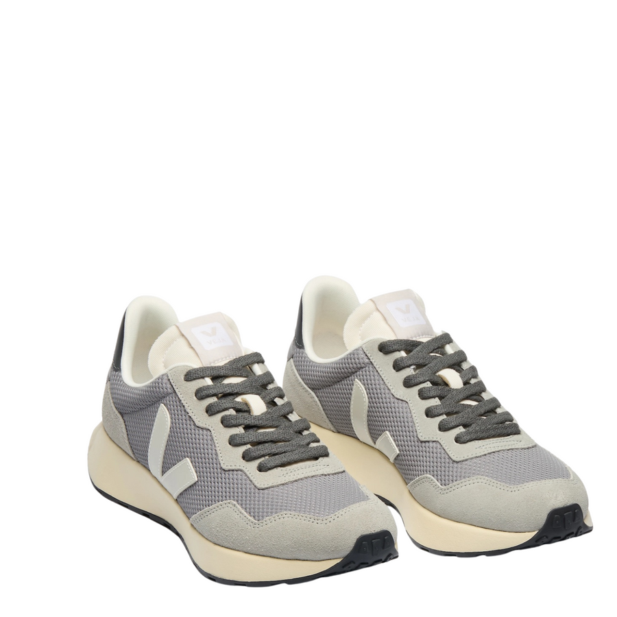 grey veja paulistana alveomesh men's sneaker with off white sole on a white background