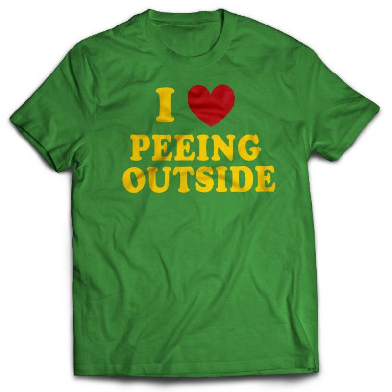tee shirt with the slogan i love peeing outside