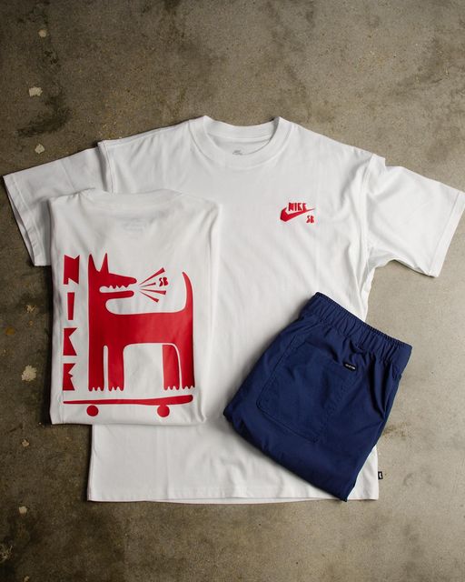 Nike SB Barking Skate Tee