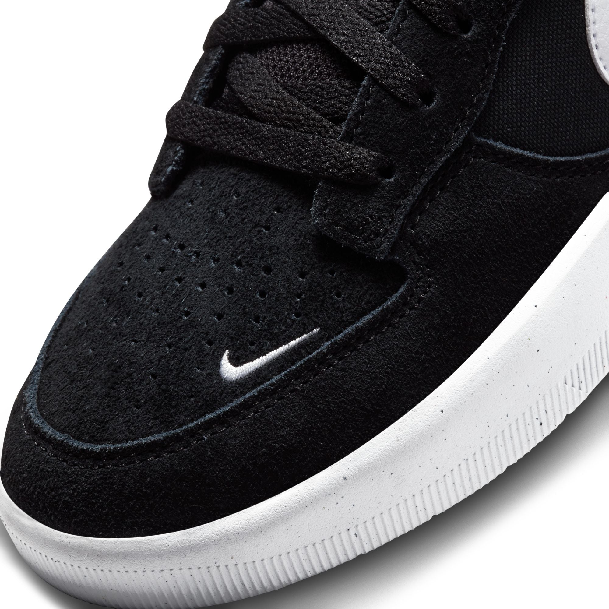 black nike sb men's force 58 skateboard shoe with white swoosh and sole
