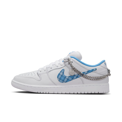 WHITE NIKE SB AND NICOLE HAUSE COLLABORATION WITH PLAID BLUE SWOOSH AND WHITE SOLE