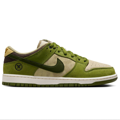 Yuto Horigome Nike SB Dunk Low Pro
Skate Shoes with green and tan suede upper and white and green sole