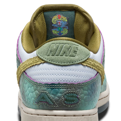 Nike SB X Alexis Sablone Dunk Low Pro "Chameleon"