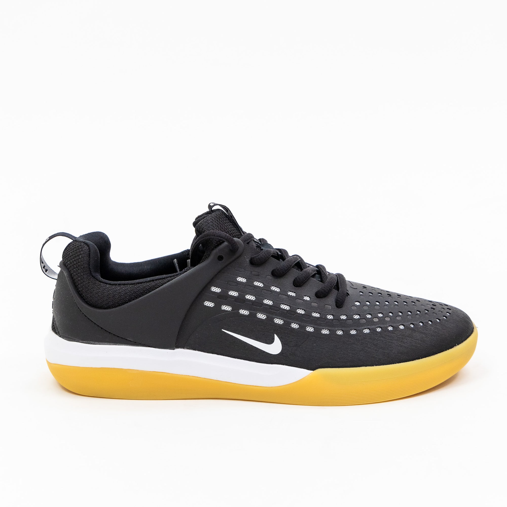 Nike sb nyjah all black shop