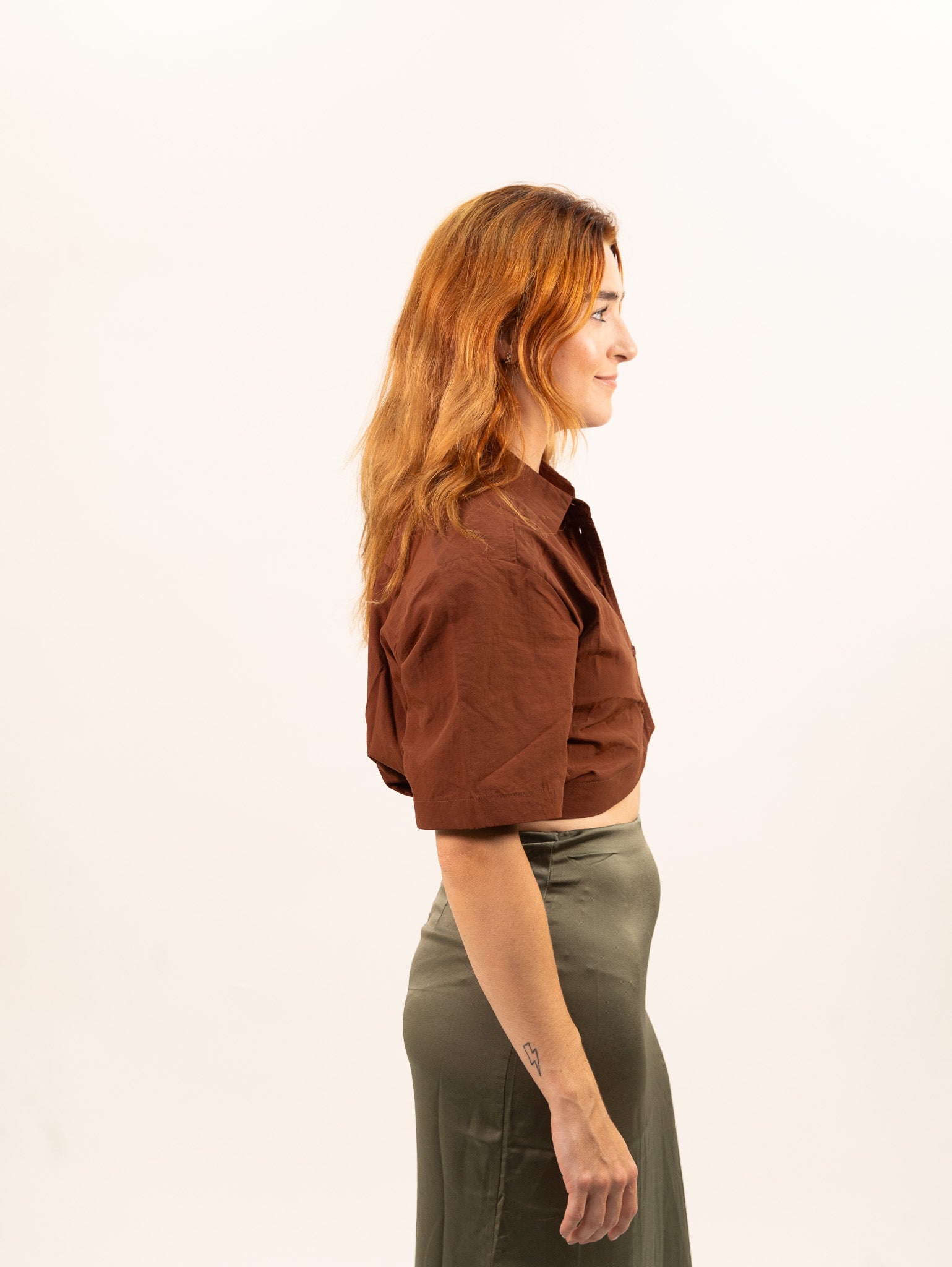 Brownish red Moon River Solid Cropped women's Short Sleeve Shirt