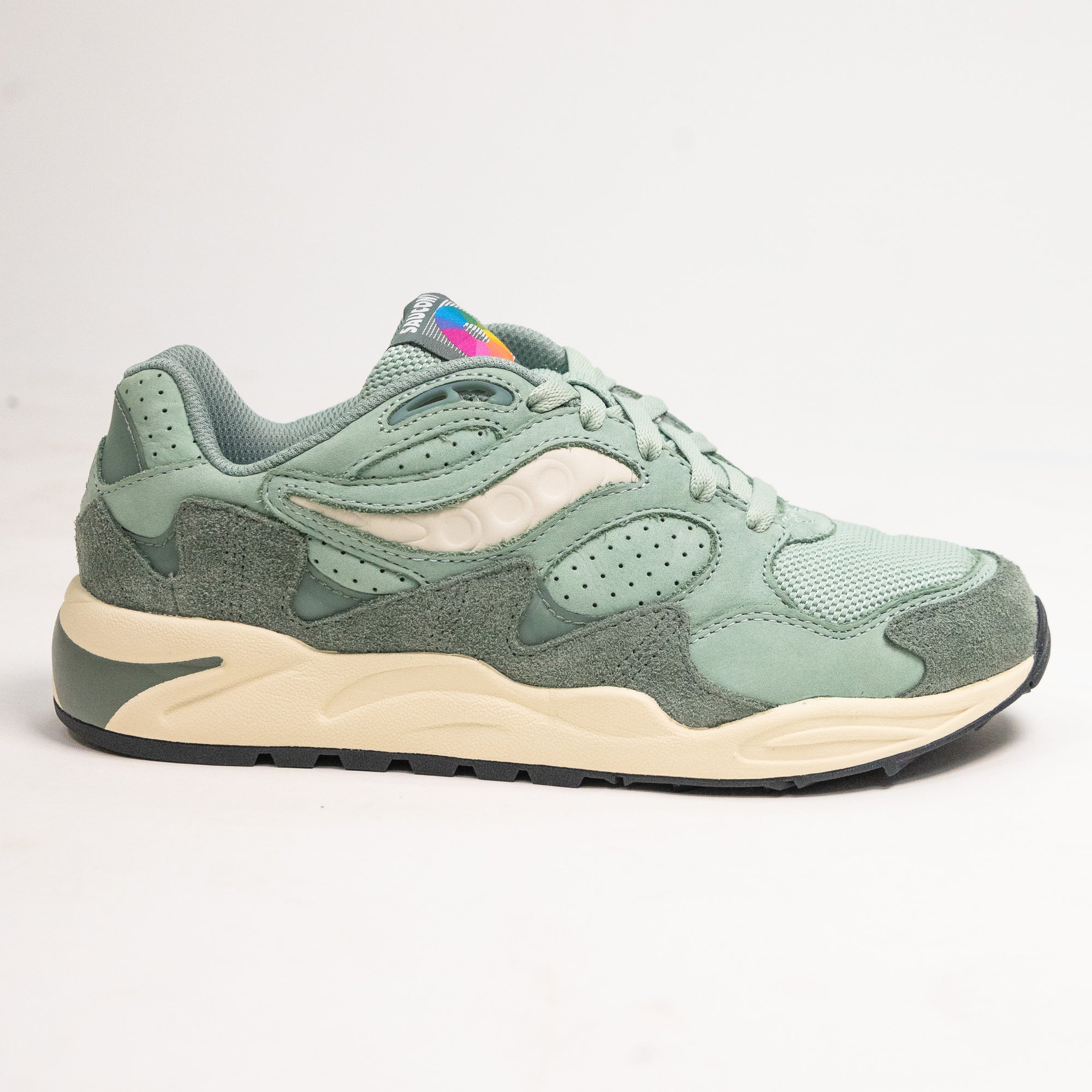 green men's saucony grid shadow comfort shoe