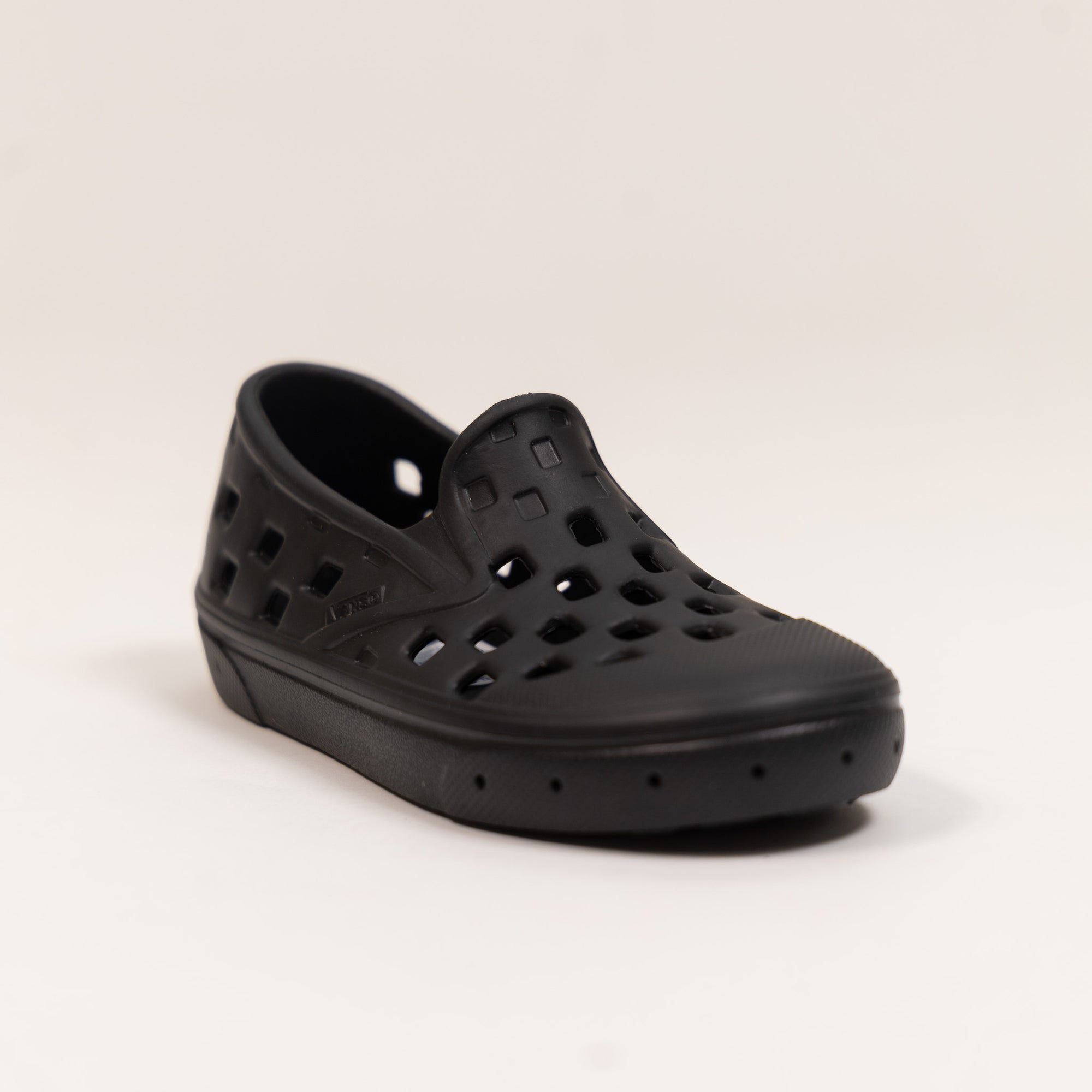 black vans toddler trk slip-on water shoe lookin like a croc