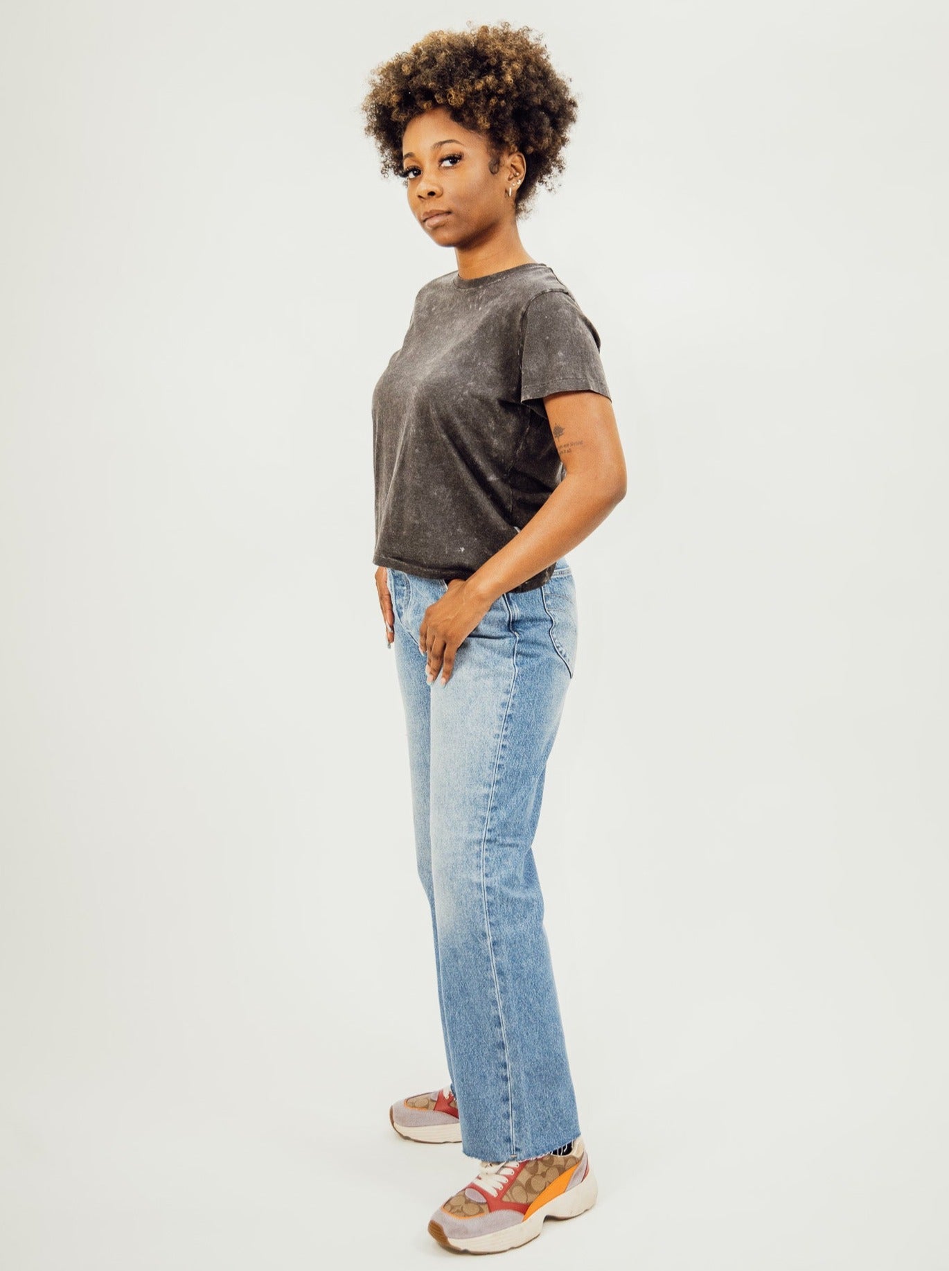 women's rollas high-rise, relaxed fit jean with a crop flare hem