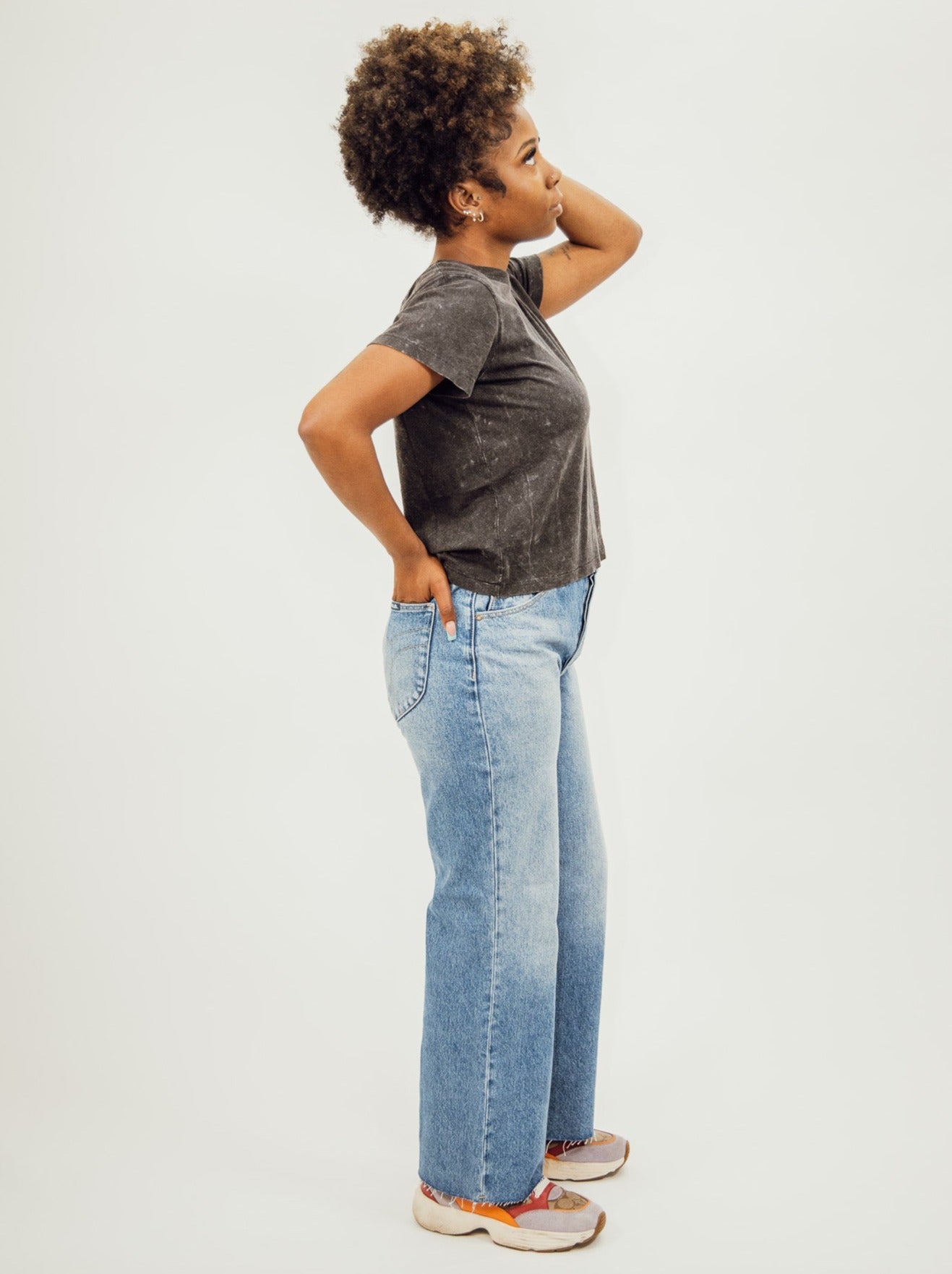 women's rollas high-rise, relaxed fit jean with a crop flare hem