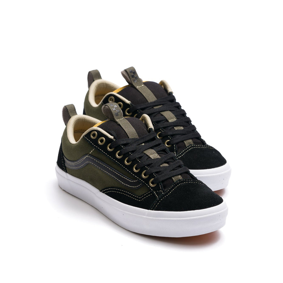 black and green vans men's old skool 36+ with black sidestripe and white sole