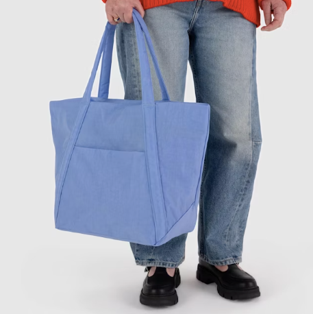 light blue baggu light weight zip up cloud bag