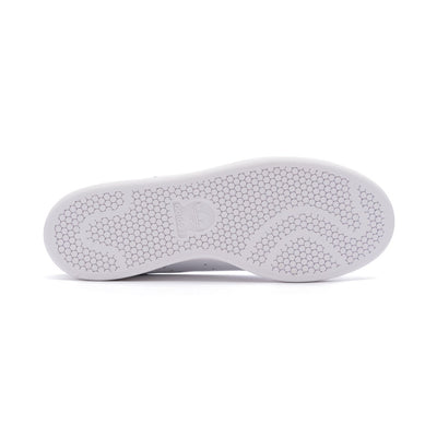 white adidas women's stan smith adv with black heel detail and white sole