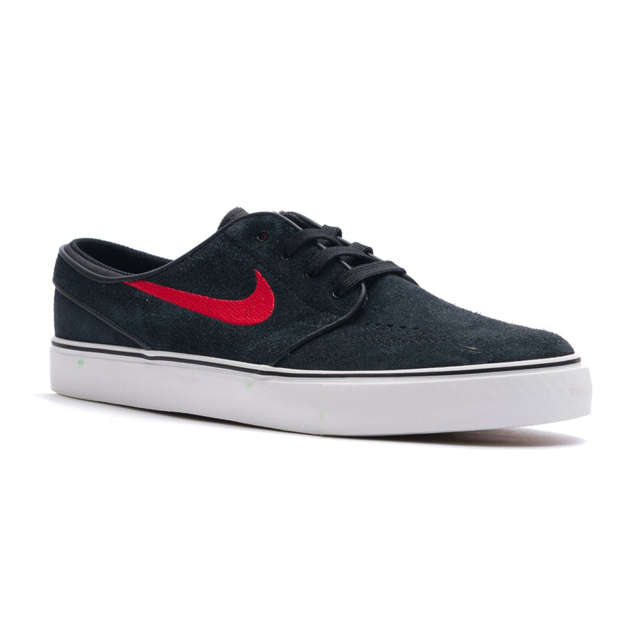 black nike sb janoski kids skate shoe with red swoosh and white sole