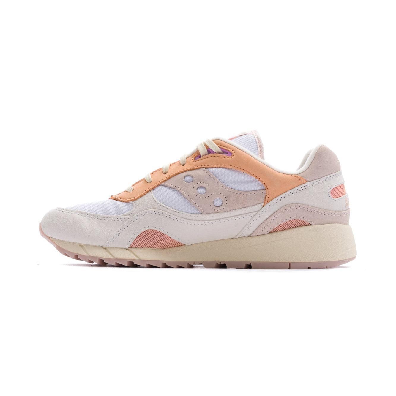 women's saucony shadow 6000 comfort shoe with white and tan upper with peach details