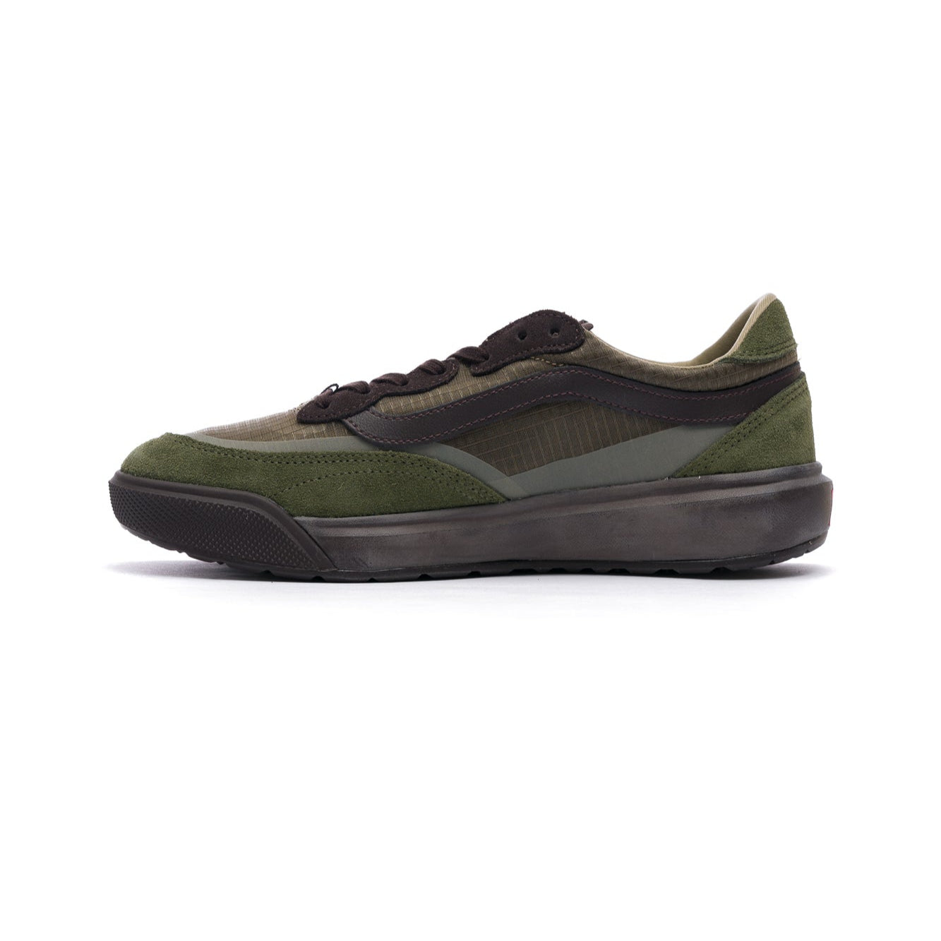 Green and brown vans ultrarange mte men's sneaker on a white background