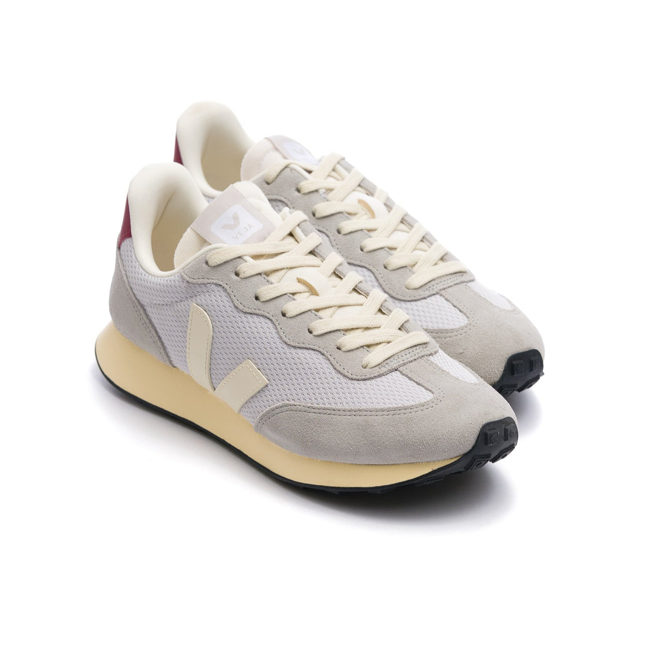 grey veja women's rio branco alveomesh with red detail, off white V and sole