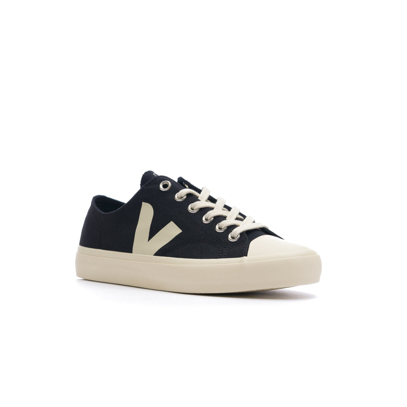 black veja women's wata ii low canvas with off white V and off white sole