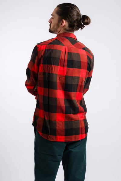 black and red vans men's plaid flannel long sleeve button-up shirt