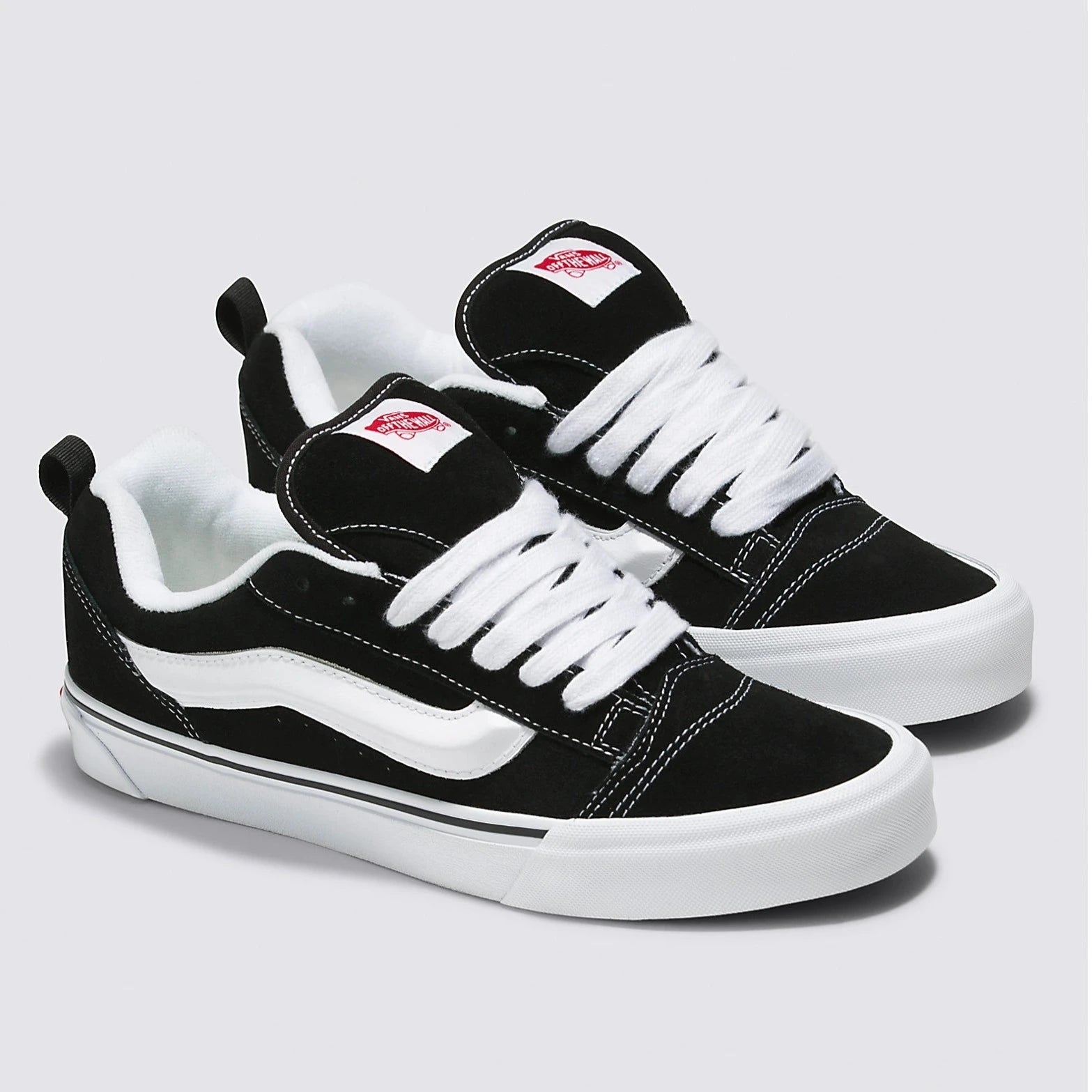 スケートボード Vans Knu Skool Black/True White 11.0 Vans Knu Skool - Black/True White - Swell-O-Phonic