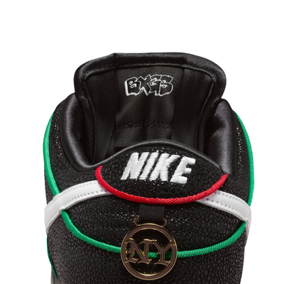 Black NIKE SB dunk low bronx girls skate sneaker with colorful accents on a white background