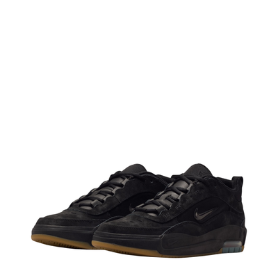 all black nike sb ishod wair skateboard sneaker