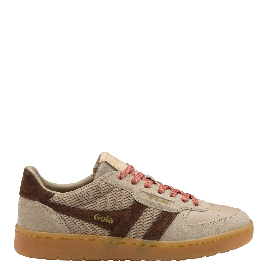 Light tan gola hawk '93 women's sneakers with dark brown stripe, pink laces and gum sole on a white background 