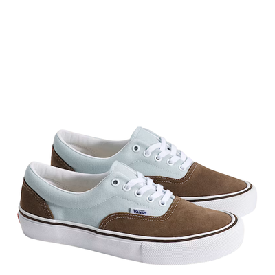 vans skate era Sneaker with brown and light blue design on a white background