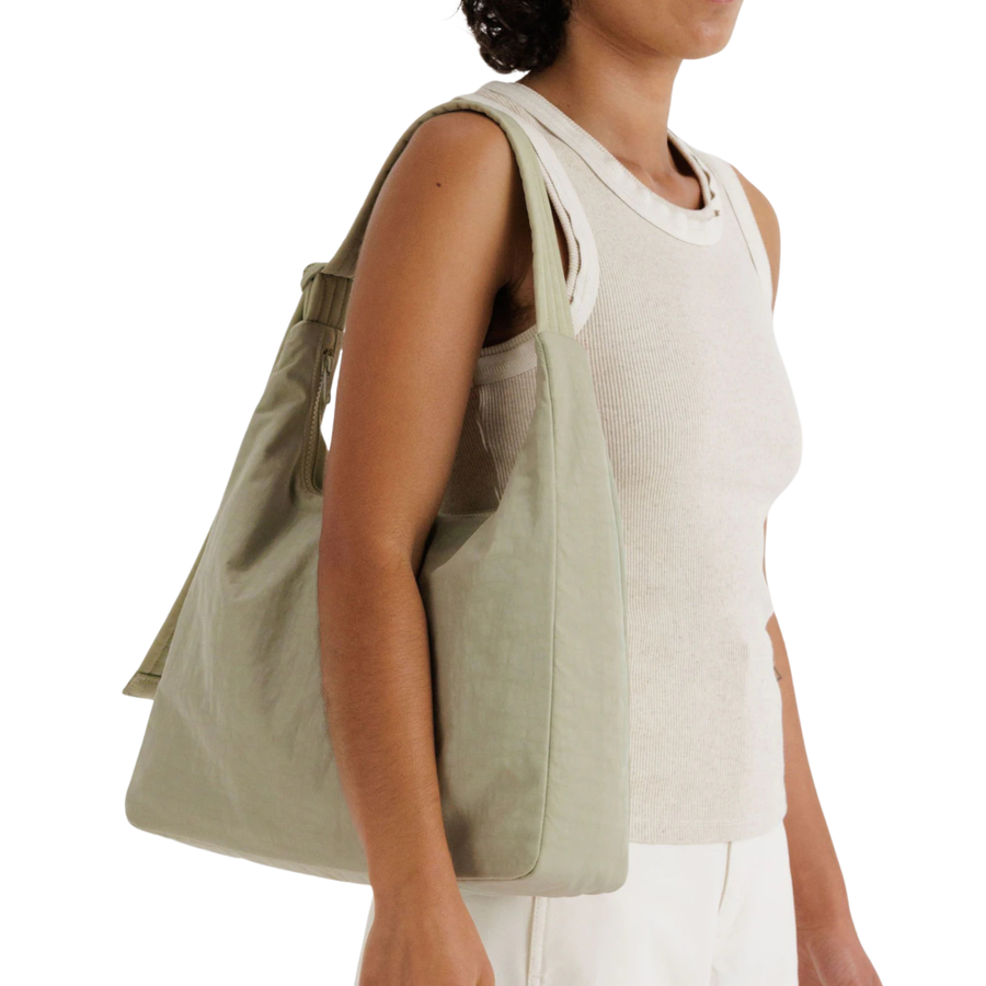 light green baggu women's nylon shoulder handbag on a white background