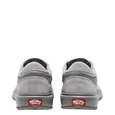 all grey vans ultrarange 2.0 se seude comfort sneaker on a white background