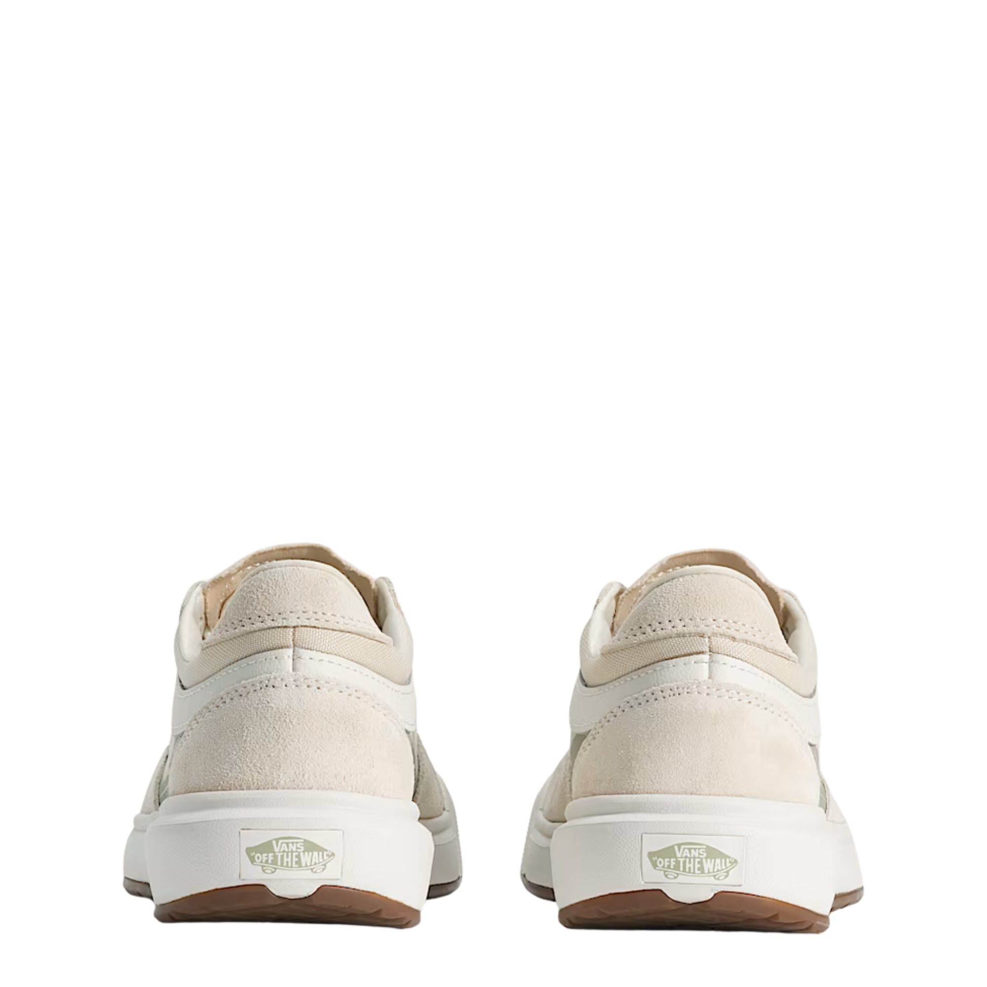 Beige vans ultrarange 2.0 se sneaker with white sole on a white background
