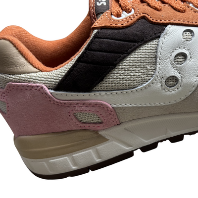 women's Saucony shadow 5000 sneaker with orange, gray, and pink design on a white background