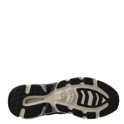 White and black Karhu Super Fulcrum Men's athletic shoe on a white background