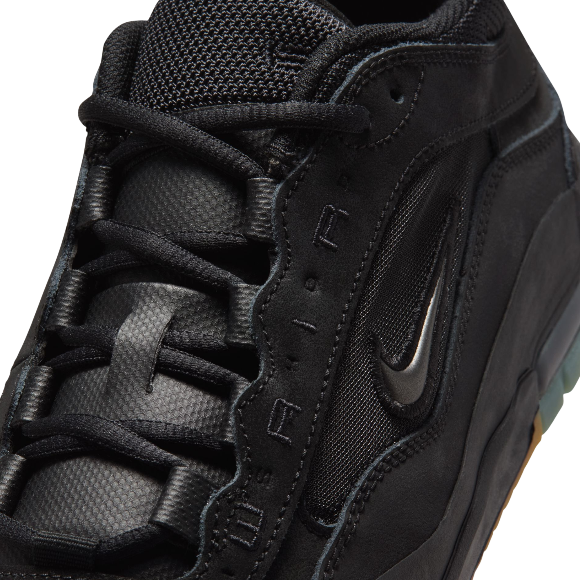 all black nike sb ishod wair skateboard sneaker
