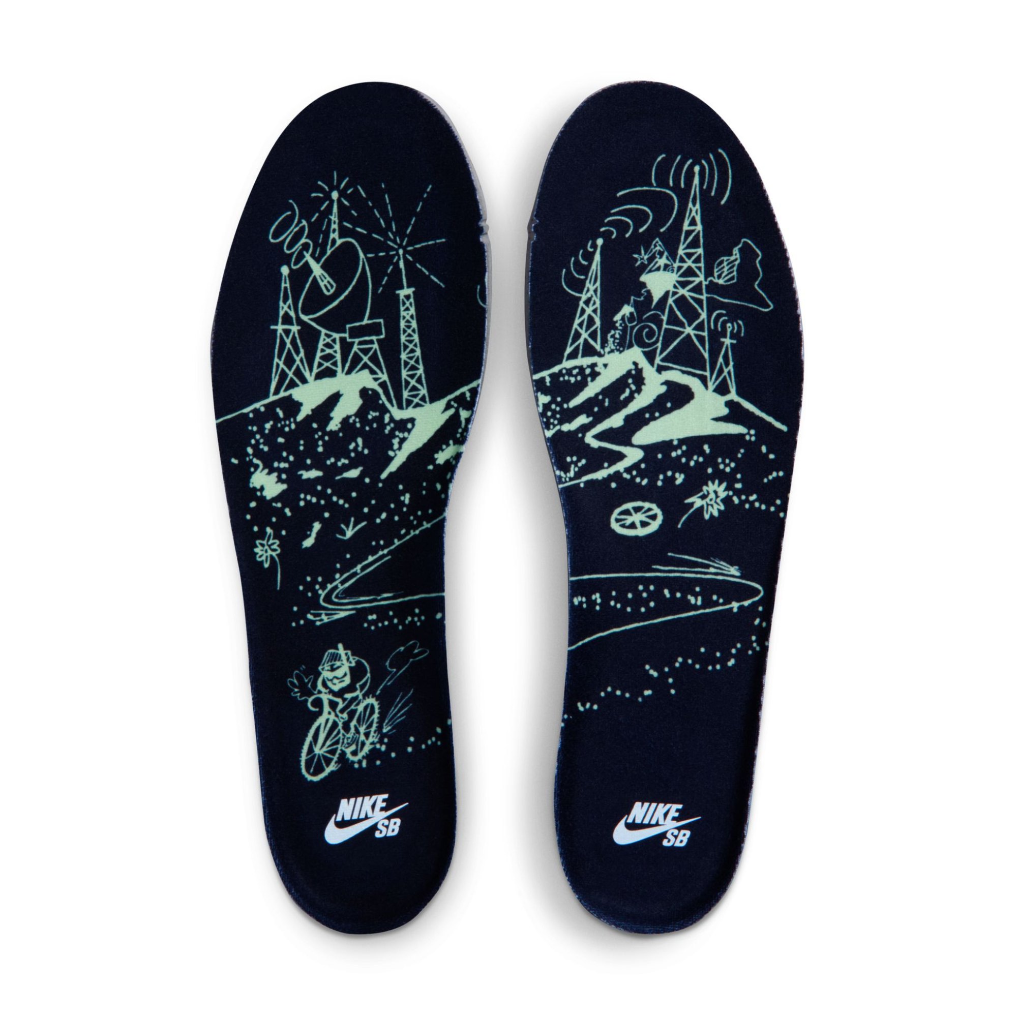 Light green nike sb verdugo mountains nike sb dunk low sneaker with a gray swoosh logo on a white background