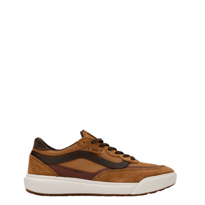 brown vans ultrarange se men's sneaker with white sole on a white background