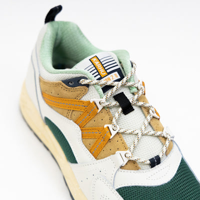 Karhu The Forest Rules Pack Fusion 2.0 - Lily White/ Nugget