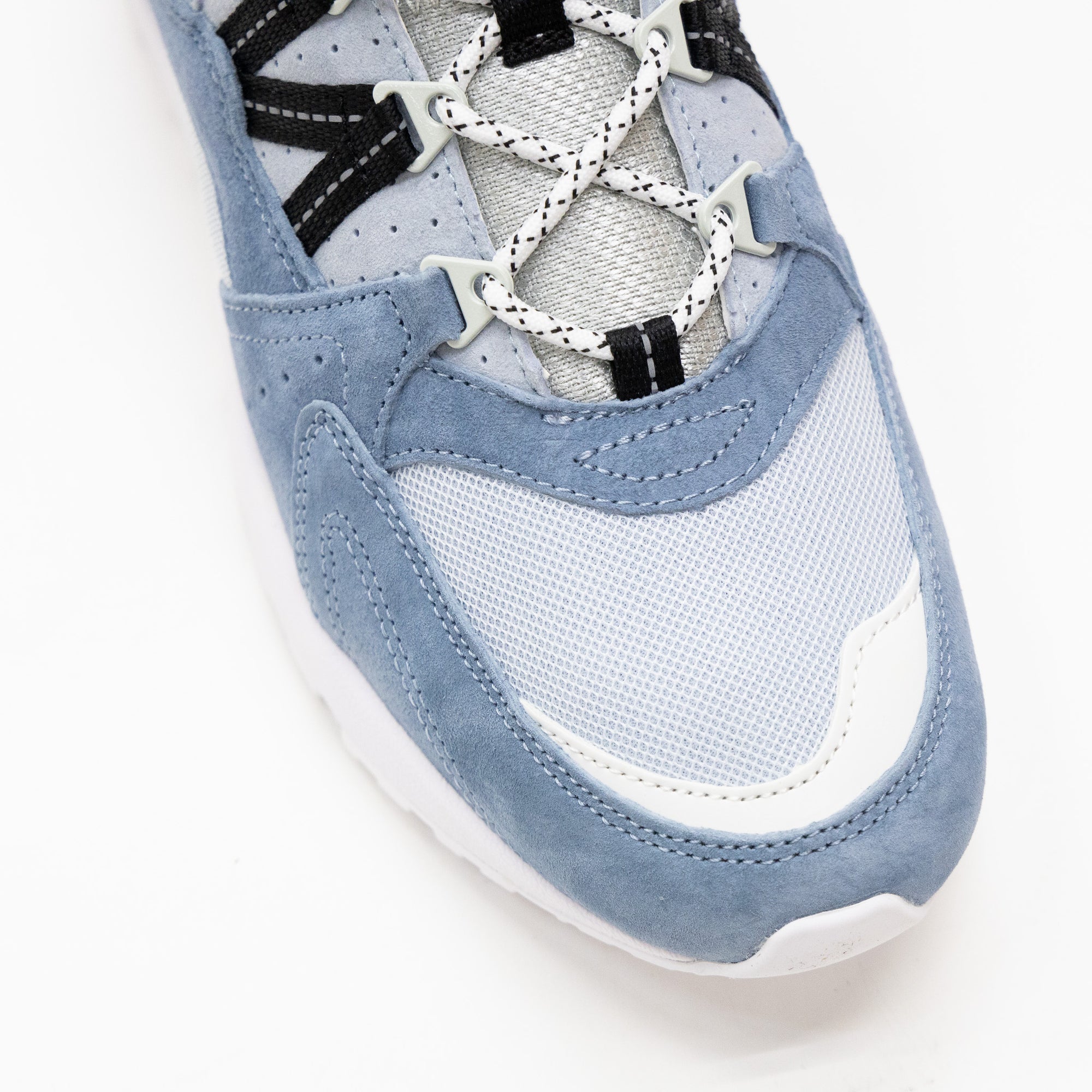 カルフ.フュージョン.アシュレイ青/J黒.US10 新品　定価¥19800 Karhu Fusion 2.0 Dawn Blue / Ashley Blue F804177 sneakers